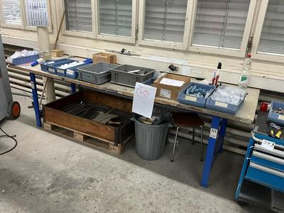 Overview picture of Work table